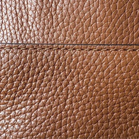 Michael Kors brown pebbled leather gold chain shoulder bag lightly used w/ COA - Picture 8 of 16